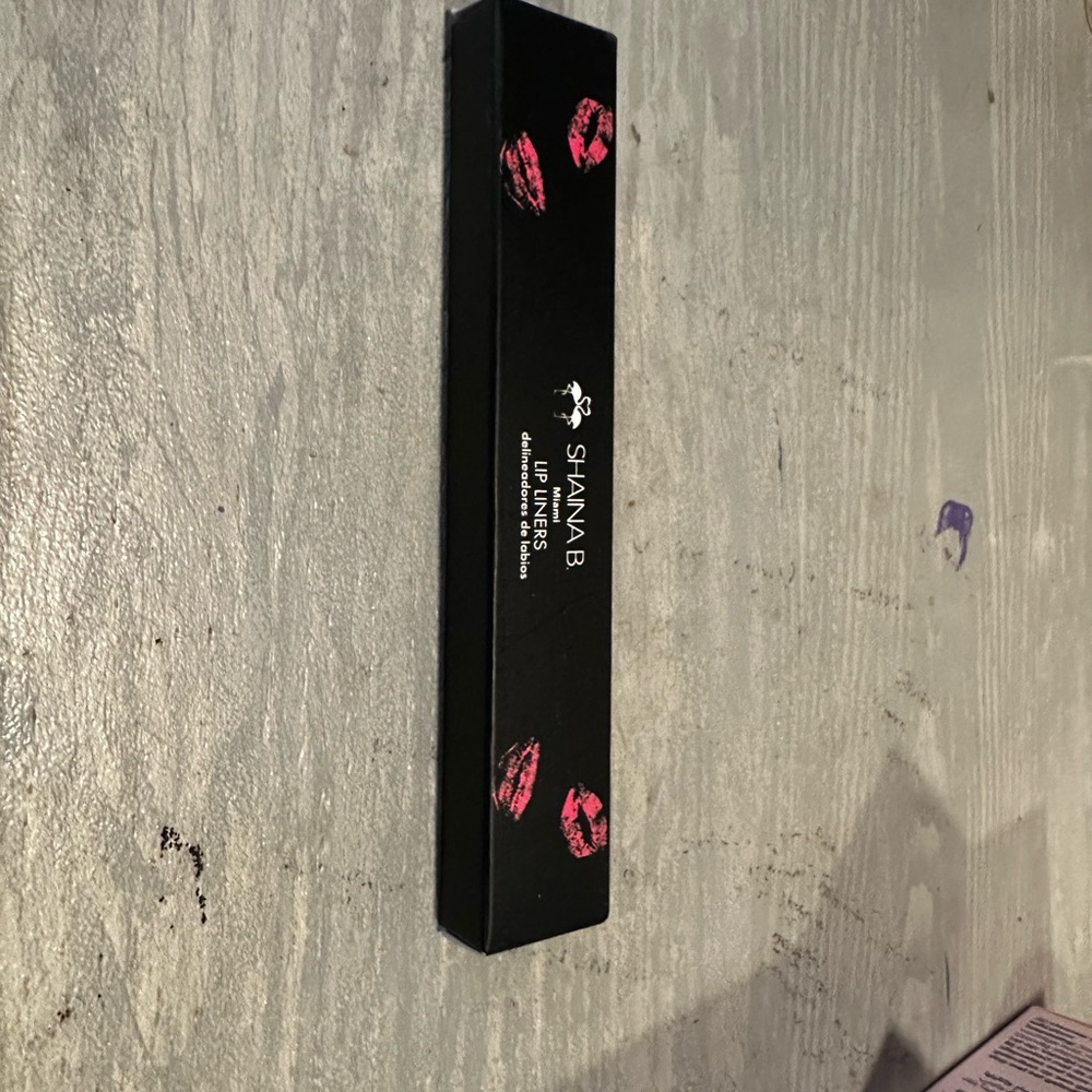 Black and Pink Lip Liner Makeup Essential